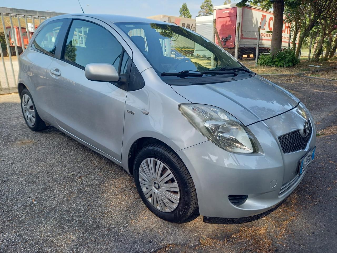 YARIS DIESEL CAMBIO AUTOMATICO UNIPRO 12 MESI GARANZIA