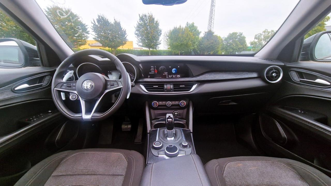 Alfa Romeo Stelvio 2.2 Turbodiesel 160 CV AT8 Tetto