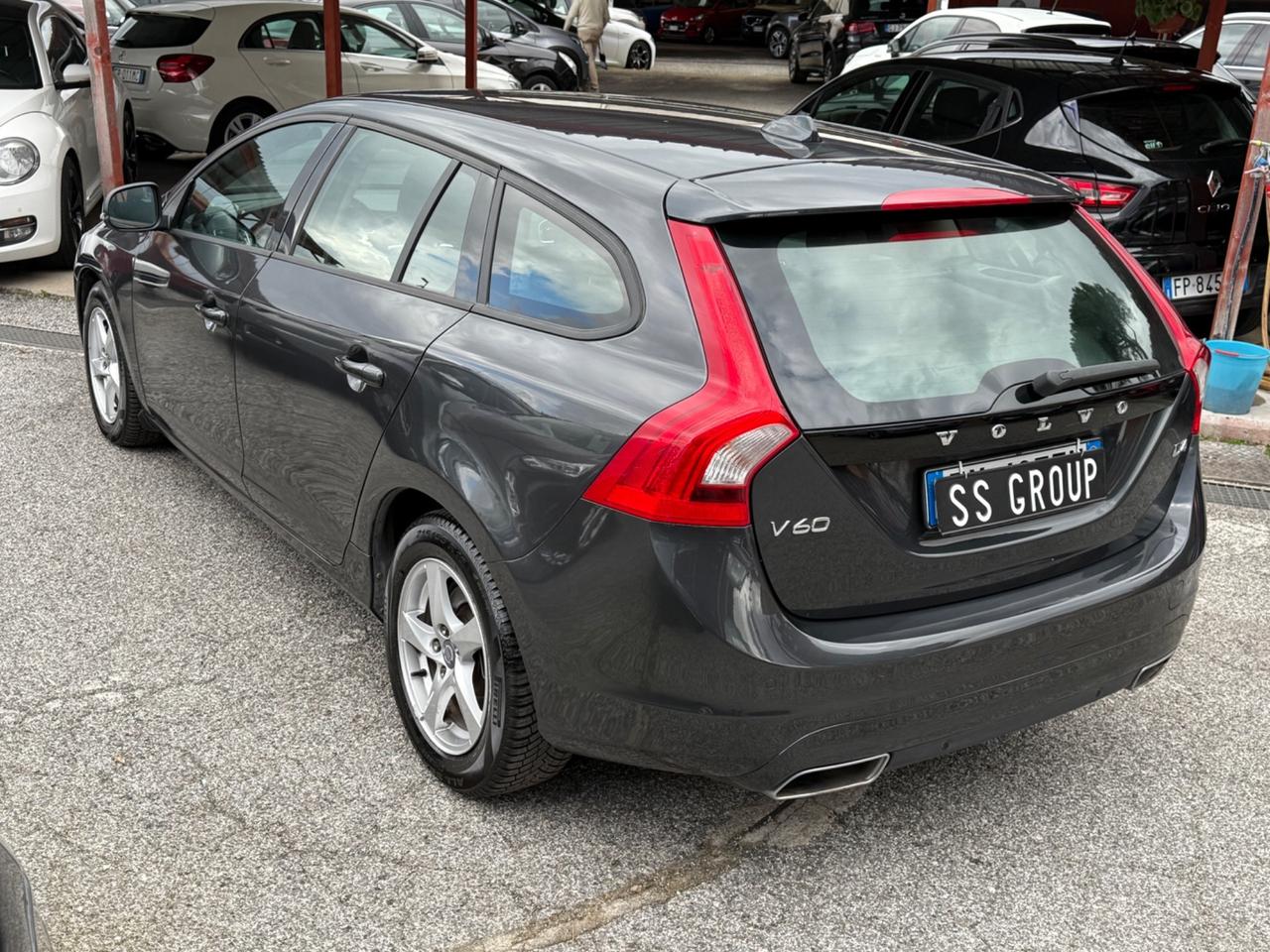 V60 D4 181 cv-Geartronic -Momentum-E6-unipro-