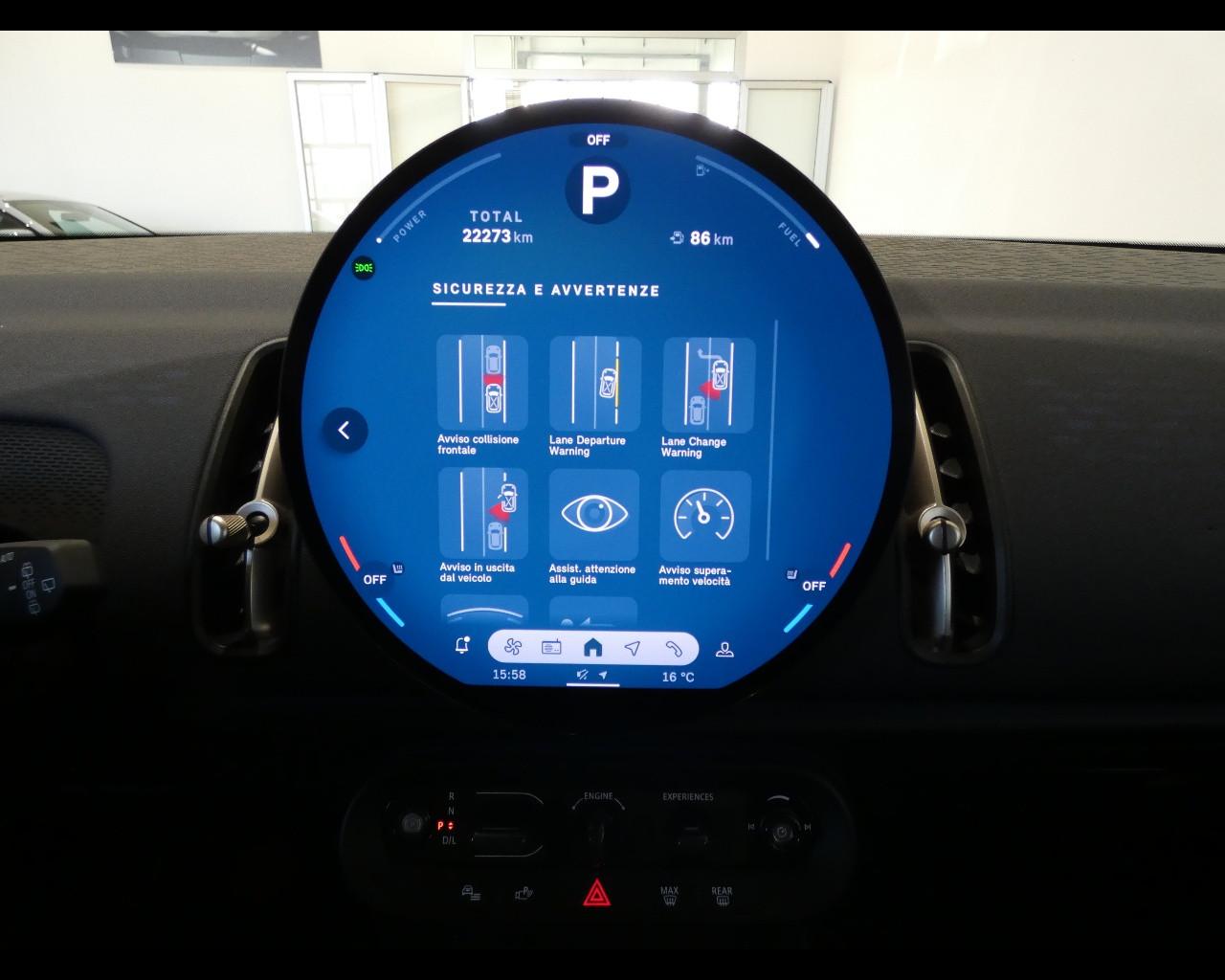 MINI Mini Countrym.(U25) - Mini Countryman D Essential