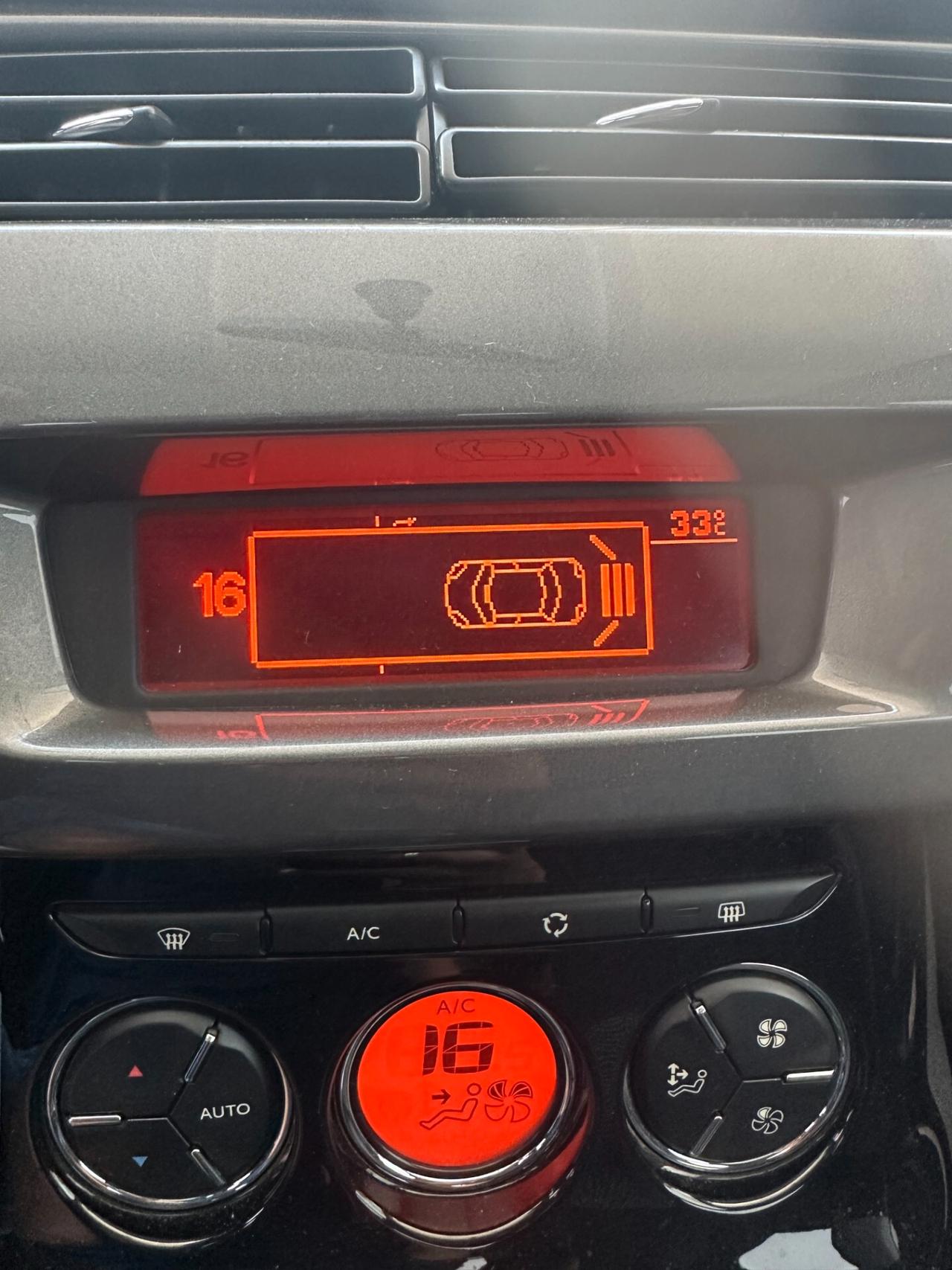 Citroen C3 1.2 Benz, Euro 5B, Uni propr, si neopa, pari al nuovo
