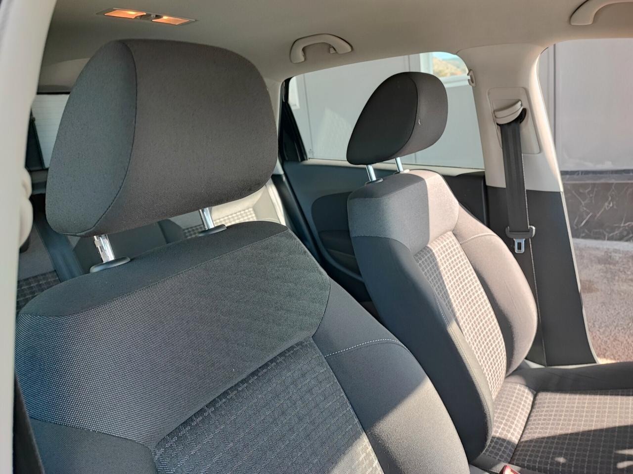 Volkswagen Polo 1.0 MPI 75CV 5p. Business