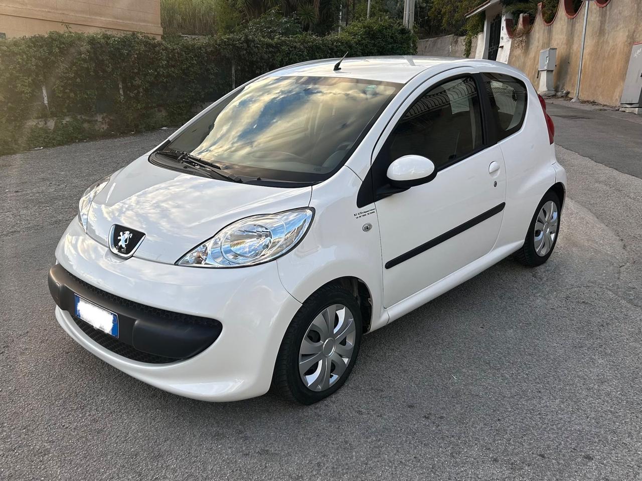 Peugeot 107 1.4 HDi 3p. Plaisir - 2008