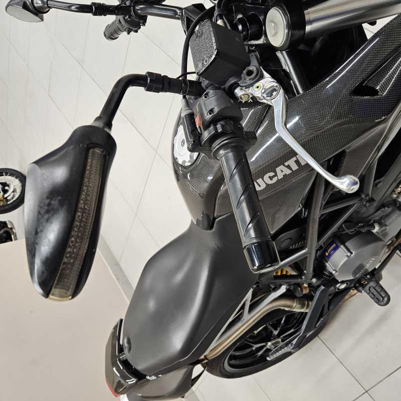 Ducati Hypermotard 796 - 2011
