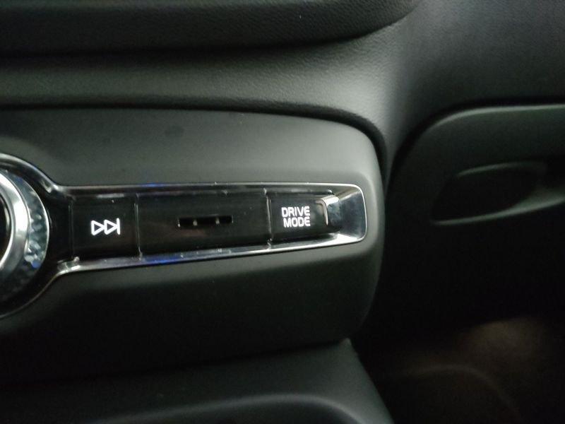 Volvo XC40 1.5 t2 Core auto