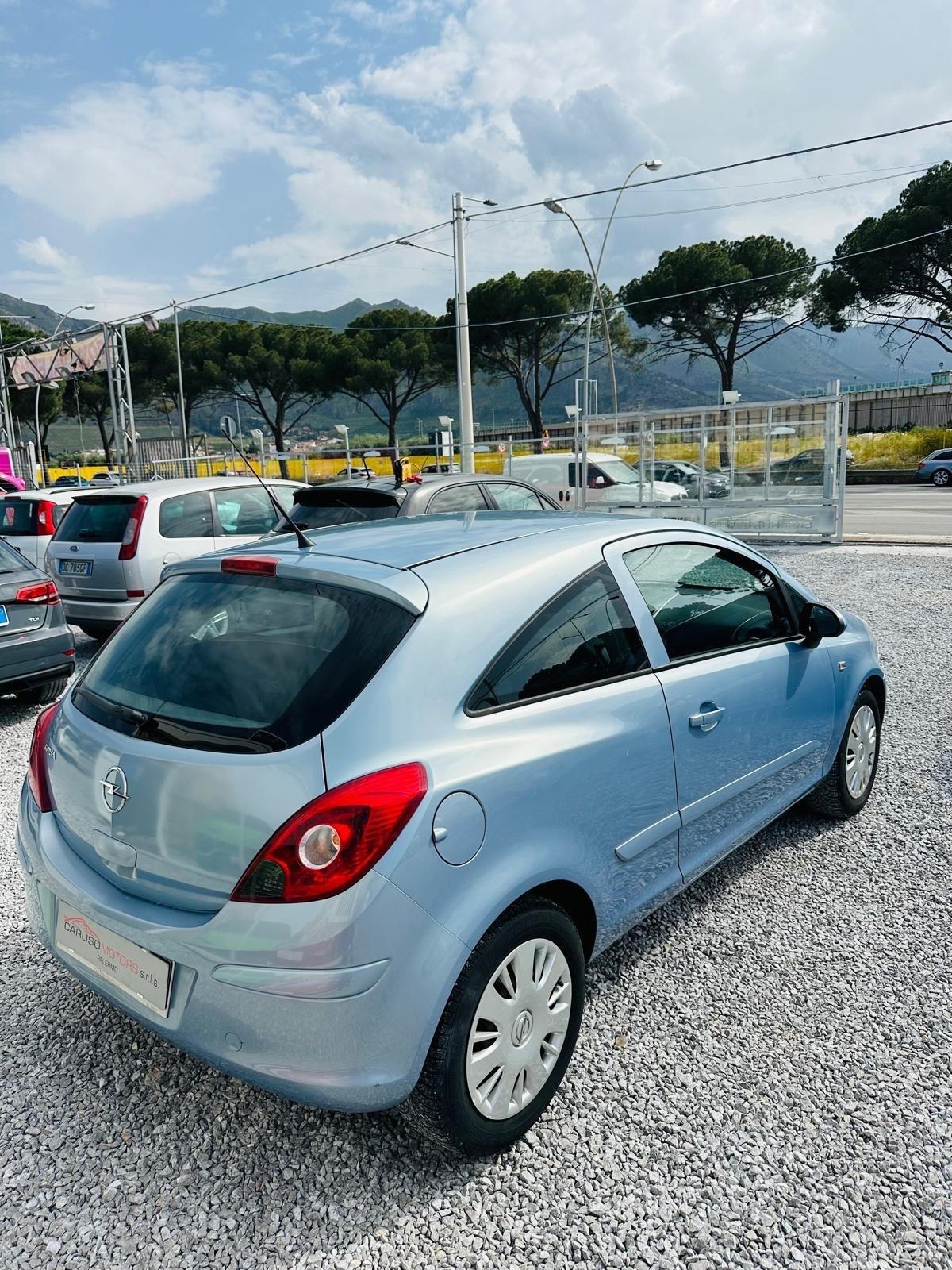 Opel Corsa 1.0 12V 3 porte Enjoy