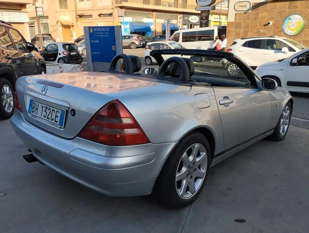 Mercedes-benz SLK 200 cat