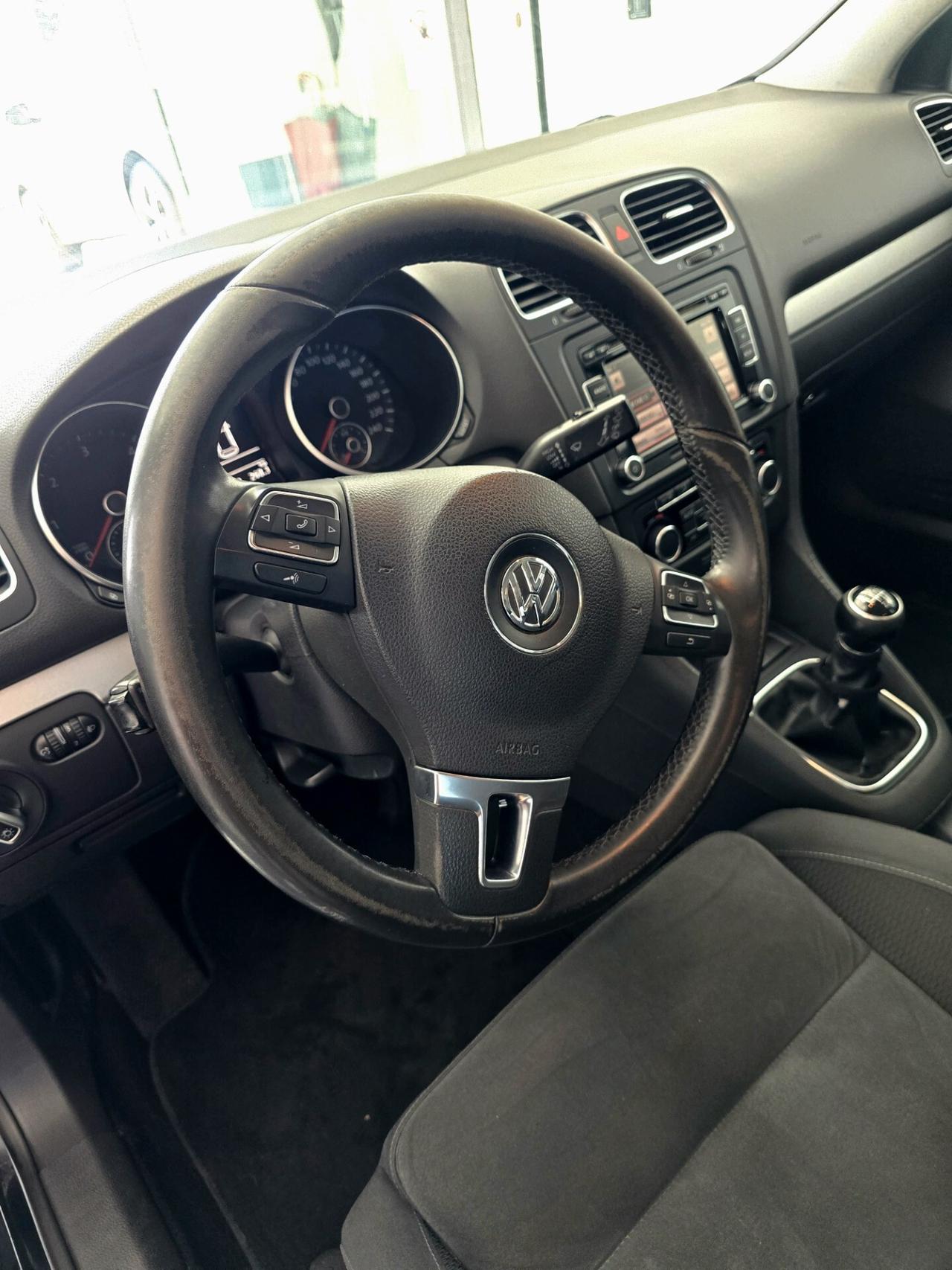 Volkswagen Golf 1.6 TDI R LINE 5P