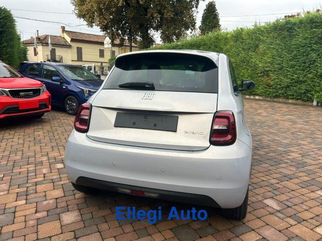 FIAT 500 Berlina Hybrid Icon KM0 + PACK STYLE