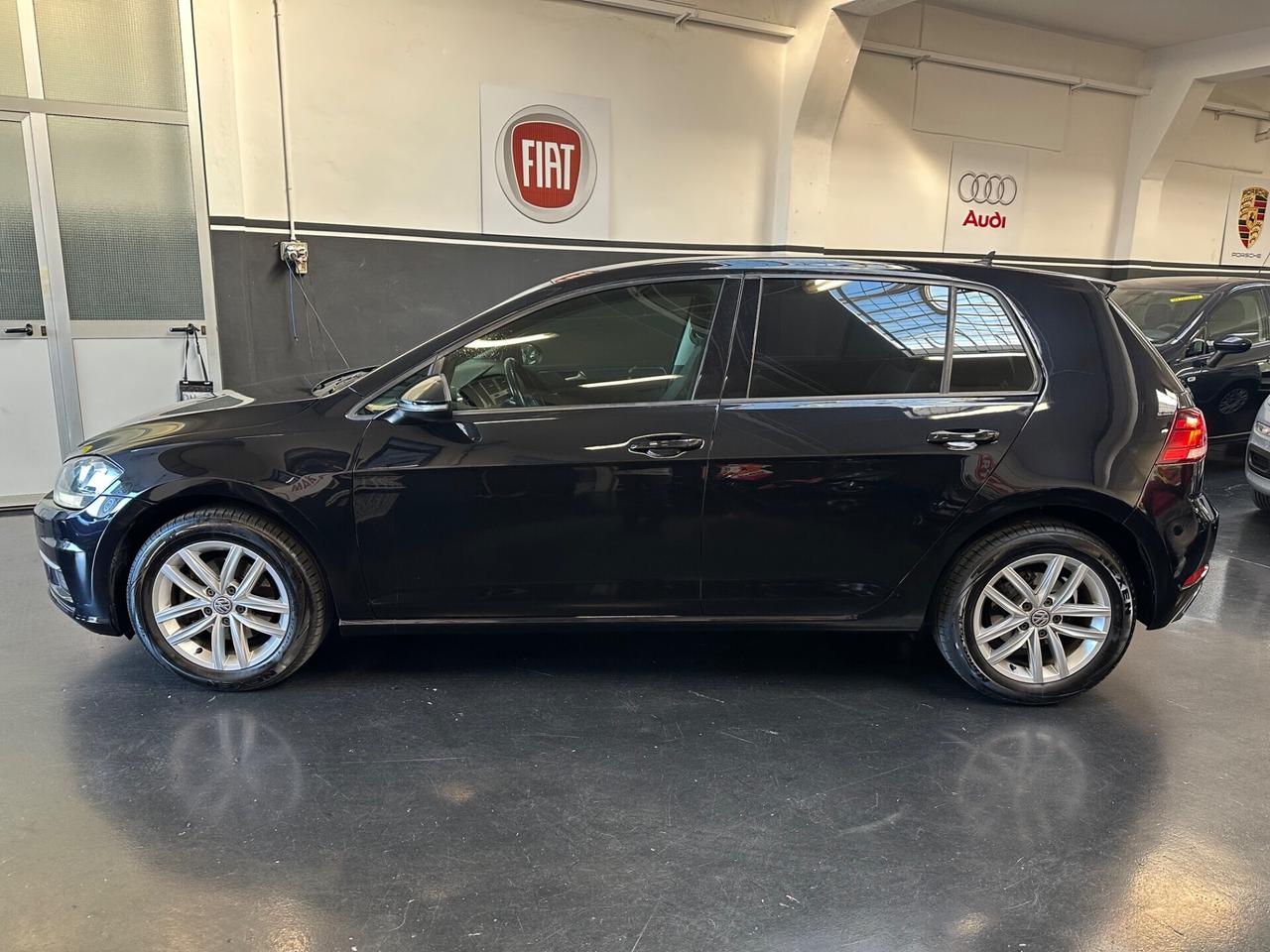 Volkswagen Golf 7.5 Business 1.6 TDI 5p. GANCIO TRAINO Trendline BlueMotion Technology