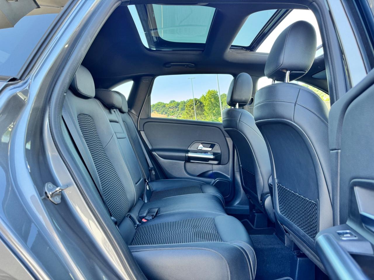 Mercedes-benz B 180 d Automatic Premium open edition