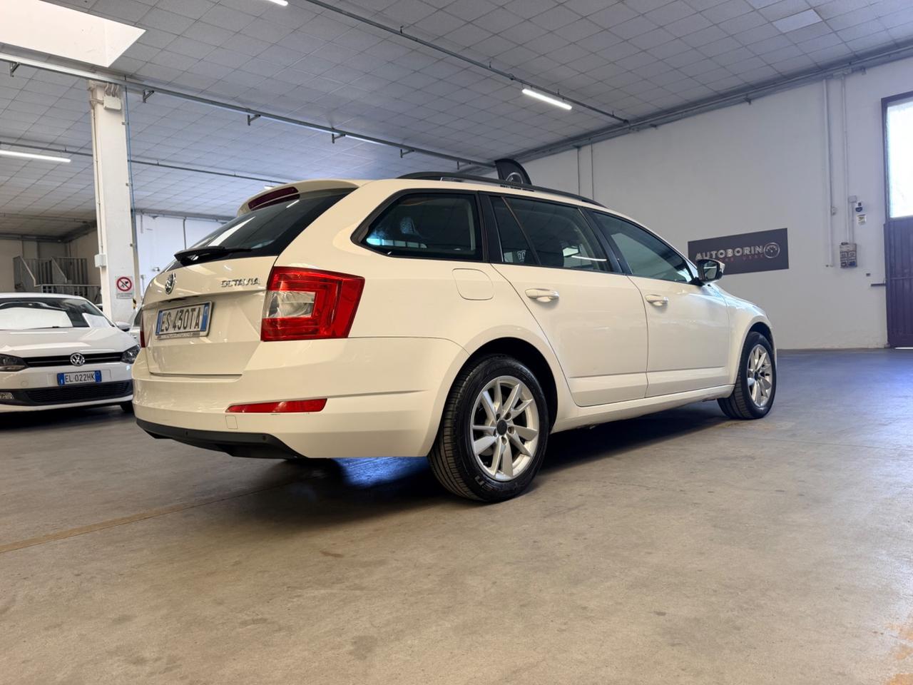 Skoda Octavia 1.6 TDI CR 105 CV DSG Wagon Executive