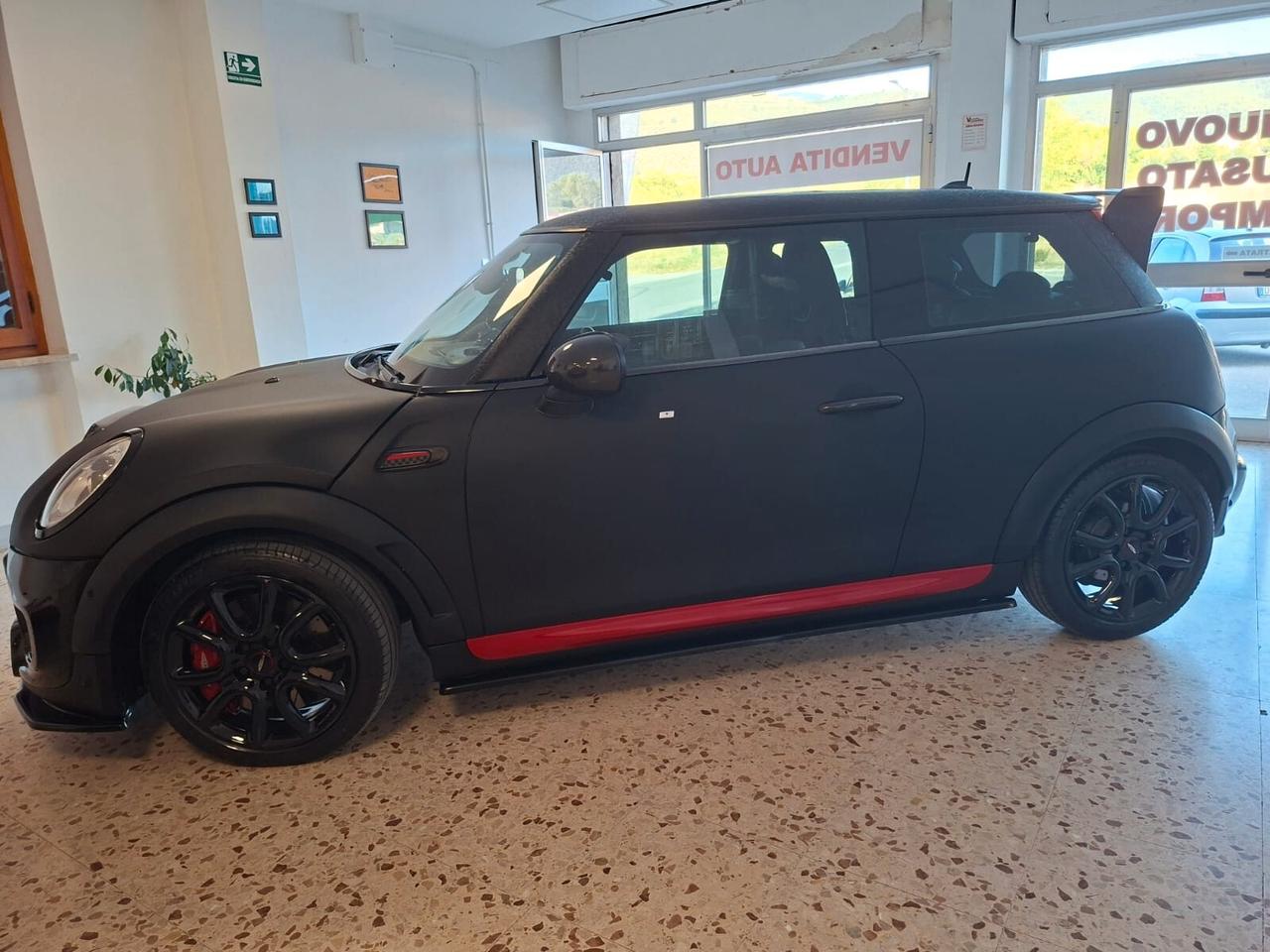 Mini Cooper SD Coupe JCW allestimento