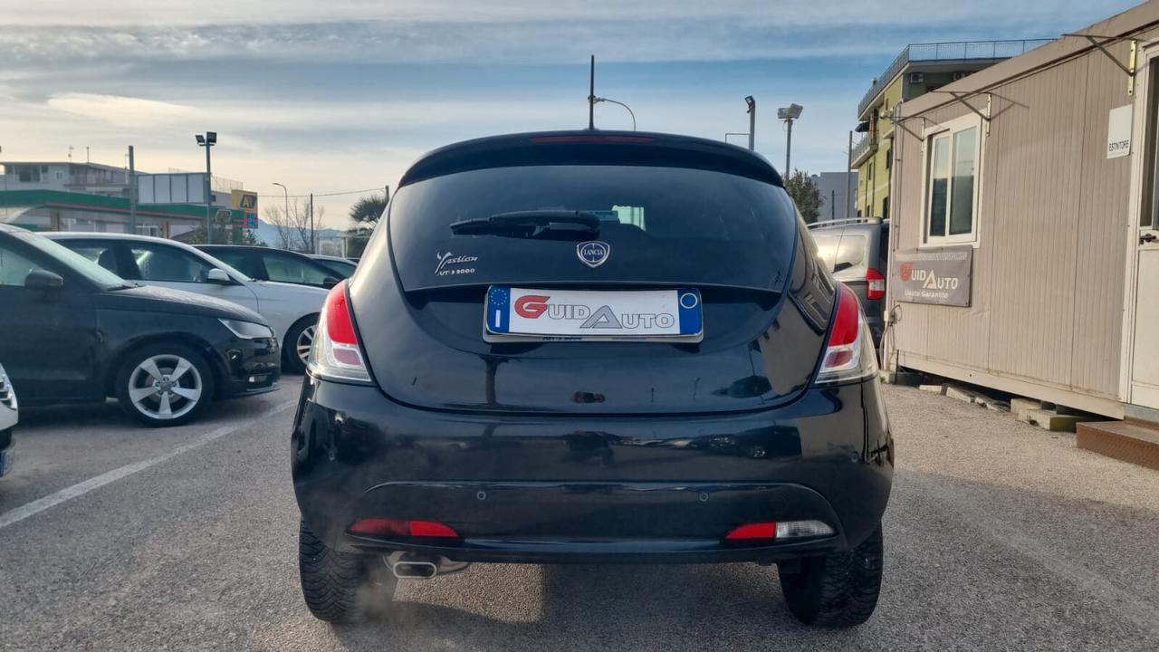 Lancia Ypsilon 1.2 69 CV 5 porte GPL Ecochic Monogram