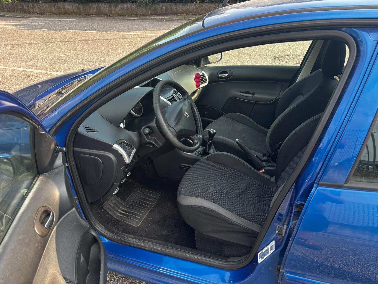 Peugeot 208 BlueHDi 75 S&S 5 porte Incidentata come nelle foto
