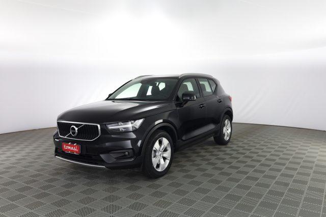 VOLVO XC40 XC40 B4 AWD Geartronic Momentum
