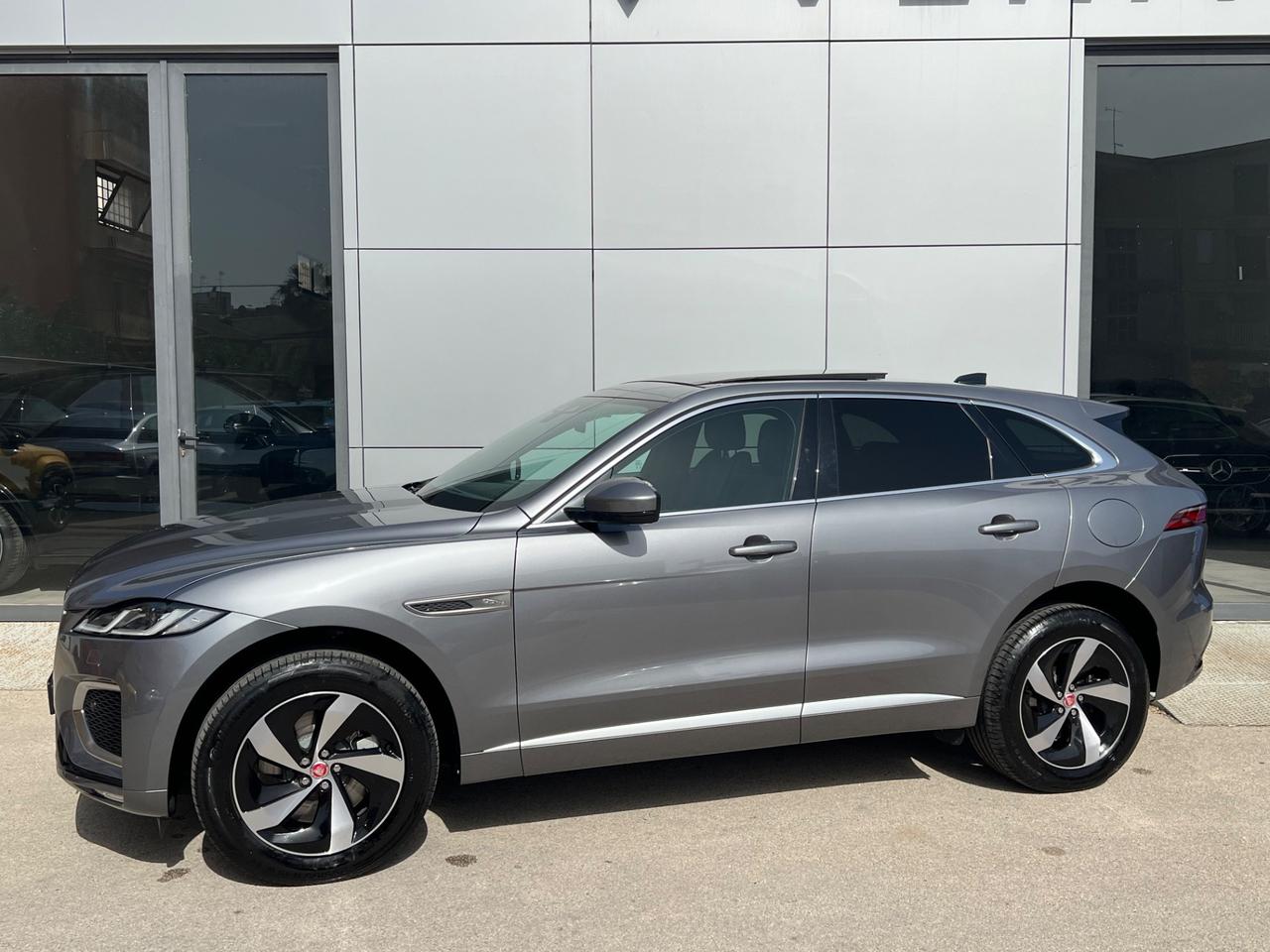 Jaguar F-Pace phev R-Dynamic S possibilità noleggio noscoring