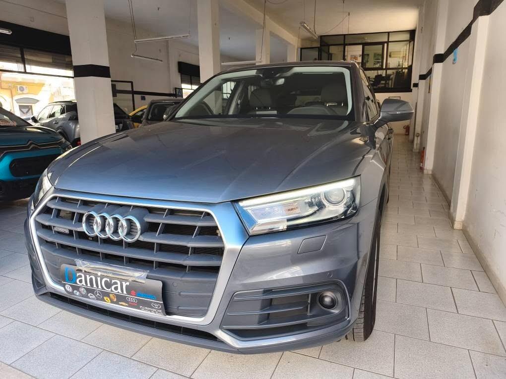 Audi Q5 2.0 TDI quattro S tronic Business Sport