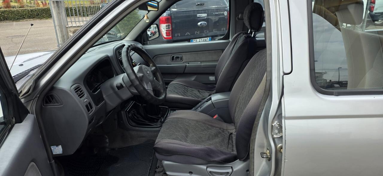Nissan Navara 2,5