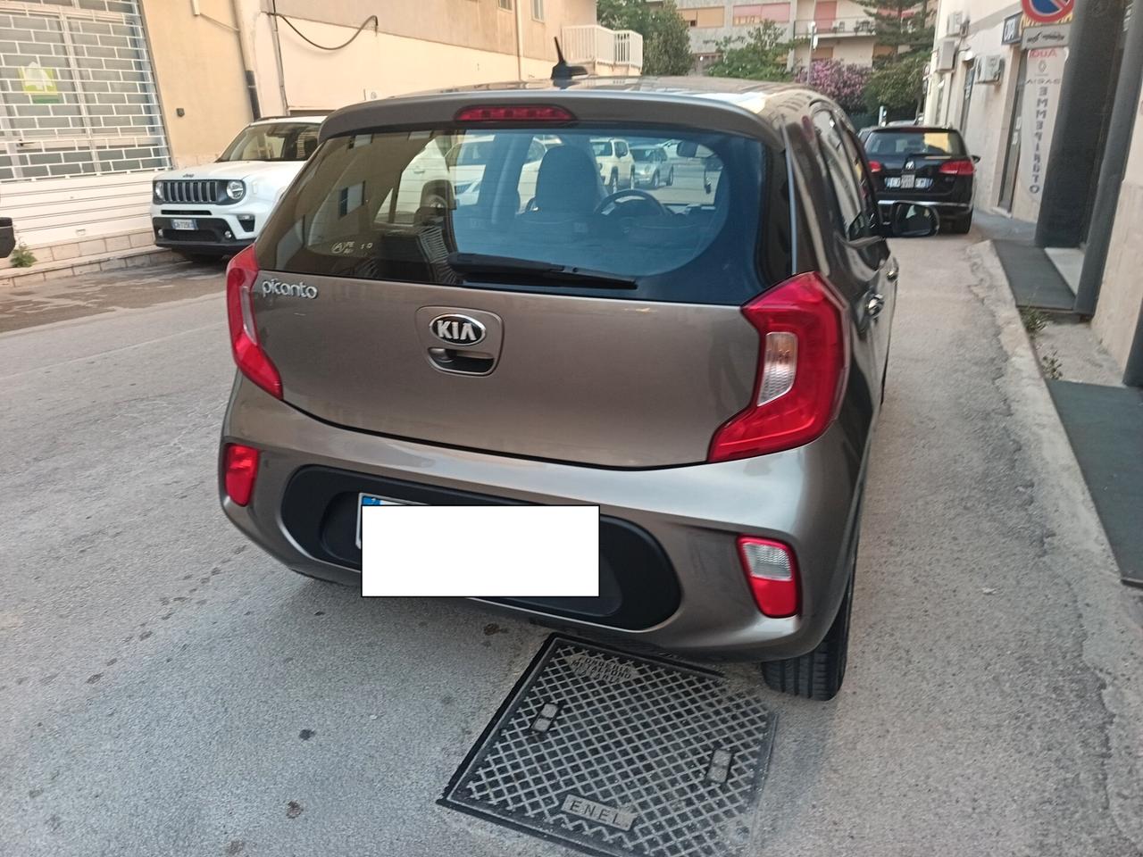 Kia Picanto 1.0 Urban unico pror. full opt km 107000
