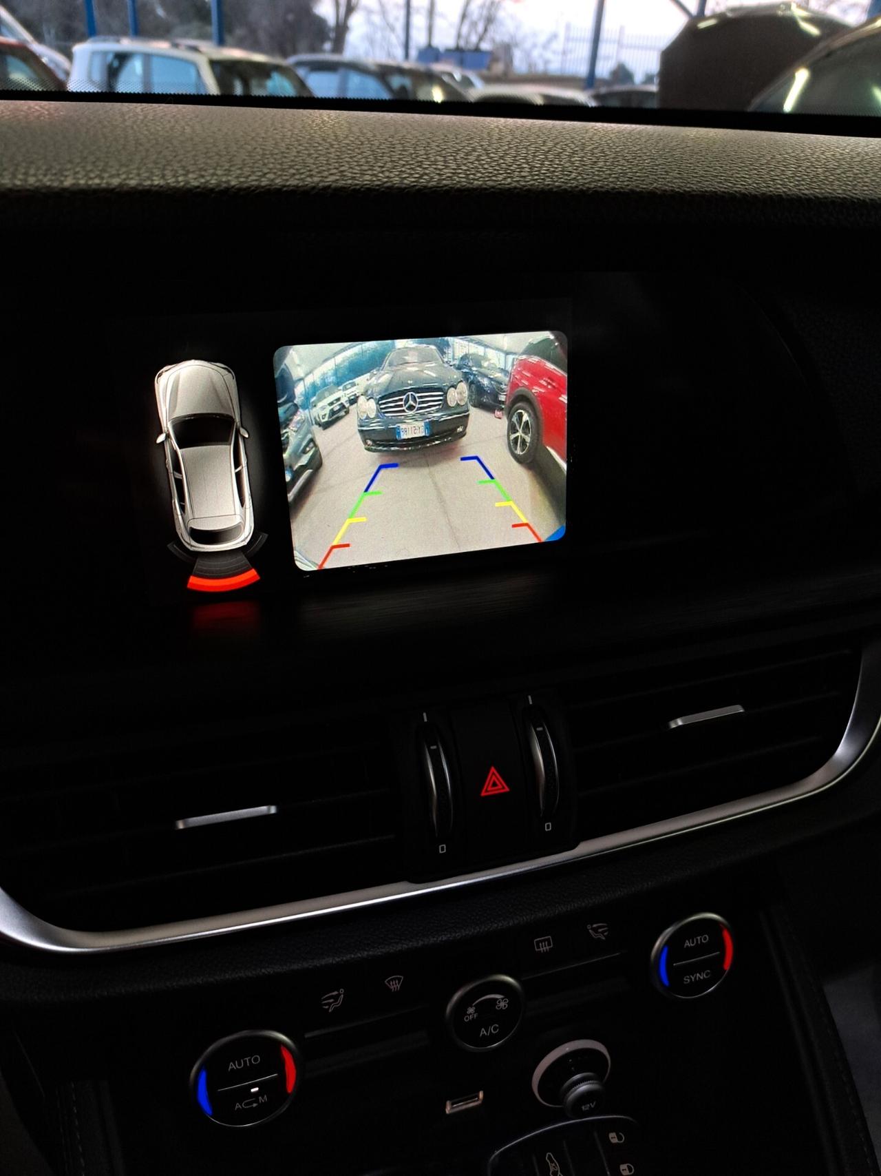 Alfa Romeo Stelvio 2.2 Turbodiesel 180 CV AT8 Q4 Business