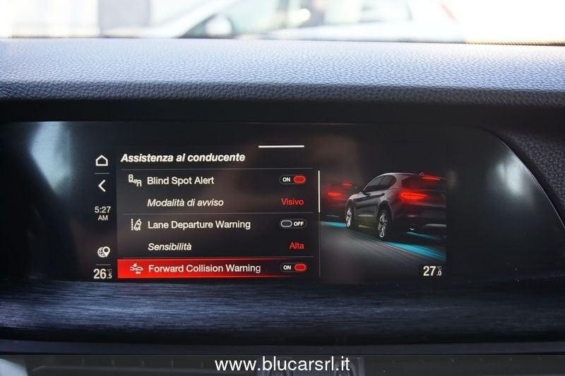 Alfa Romeo Stelvio 2.2 Turbodiesel 160 CV AT8 RWD Business AUTOCARRO