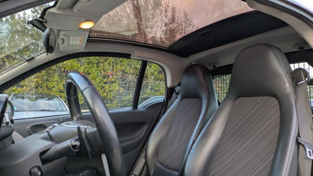 SMART ForTwo 1.0cc 71cv CAMBIO AL VOLANTE
