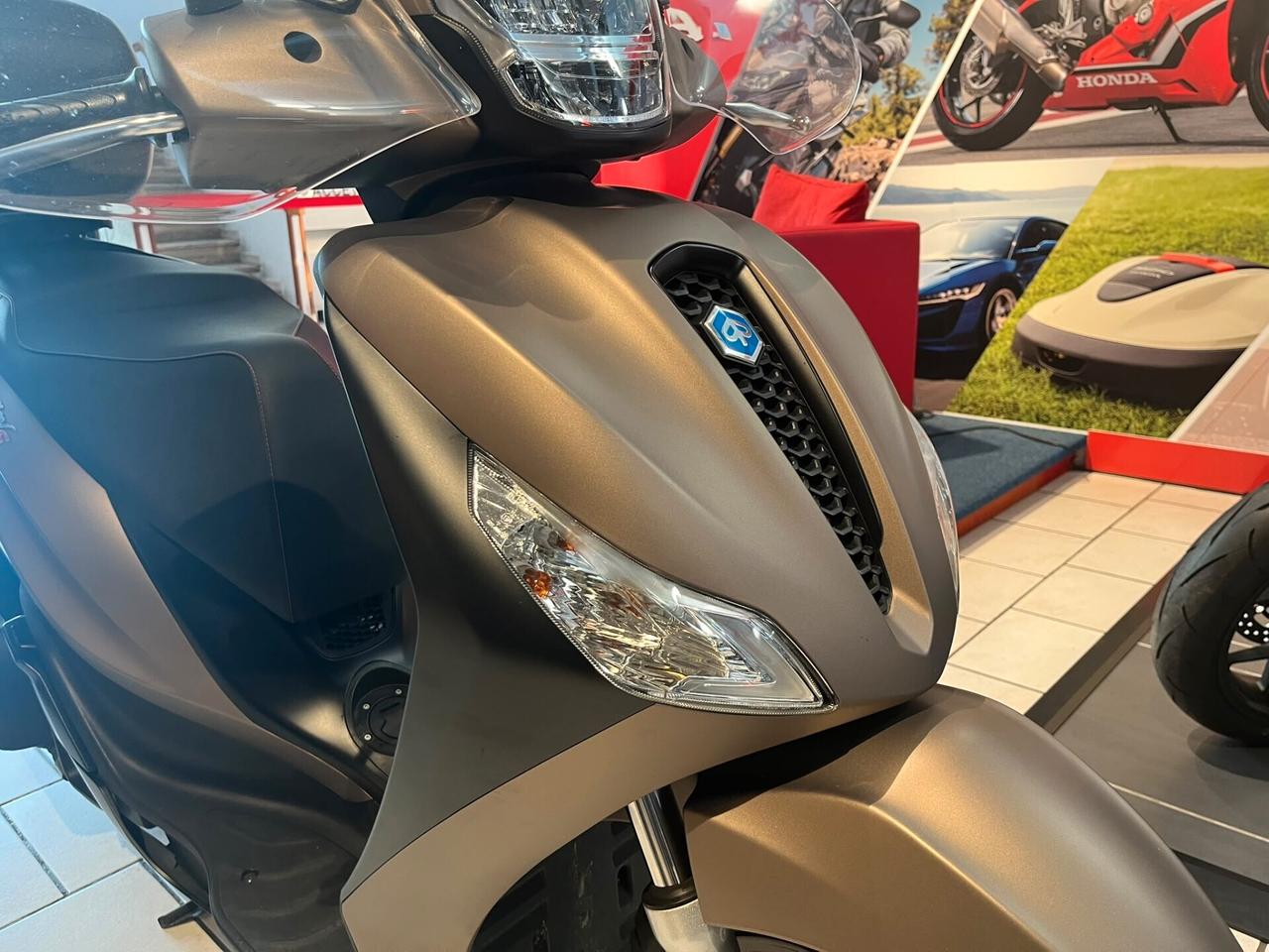 Piaggio Medley 150