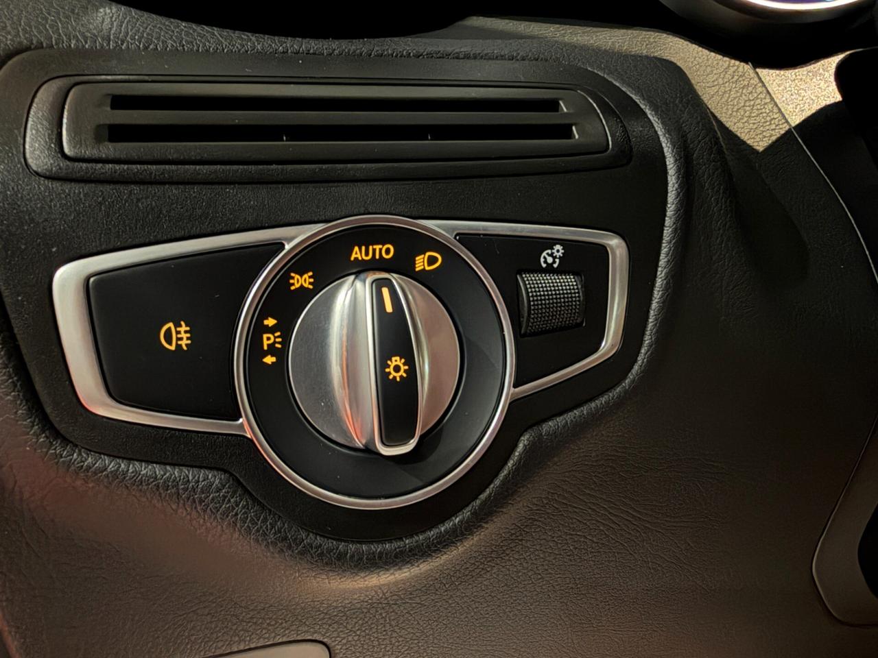 MERCEDES GLC COUPÉ 300D PREMIUM AMG 4MATIC 2022