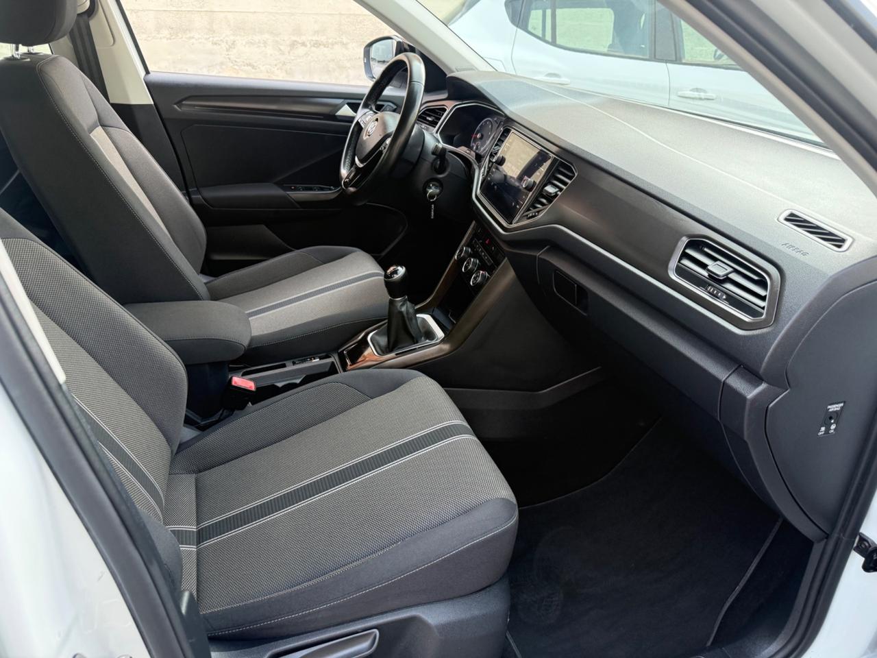 Volkswagen T-Roc 1.0benzina - 2019