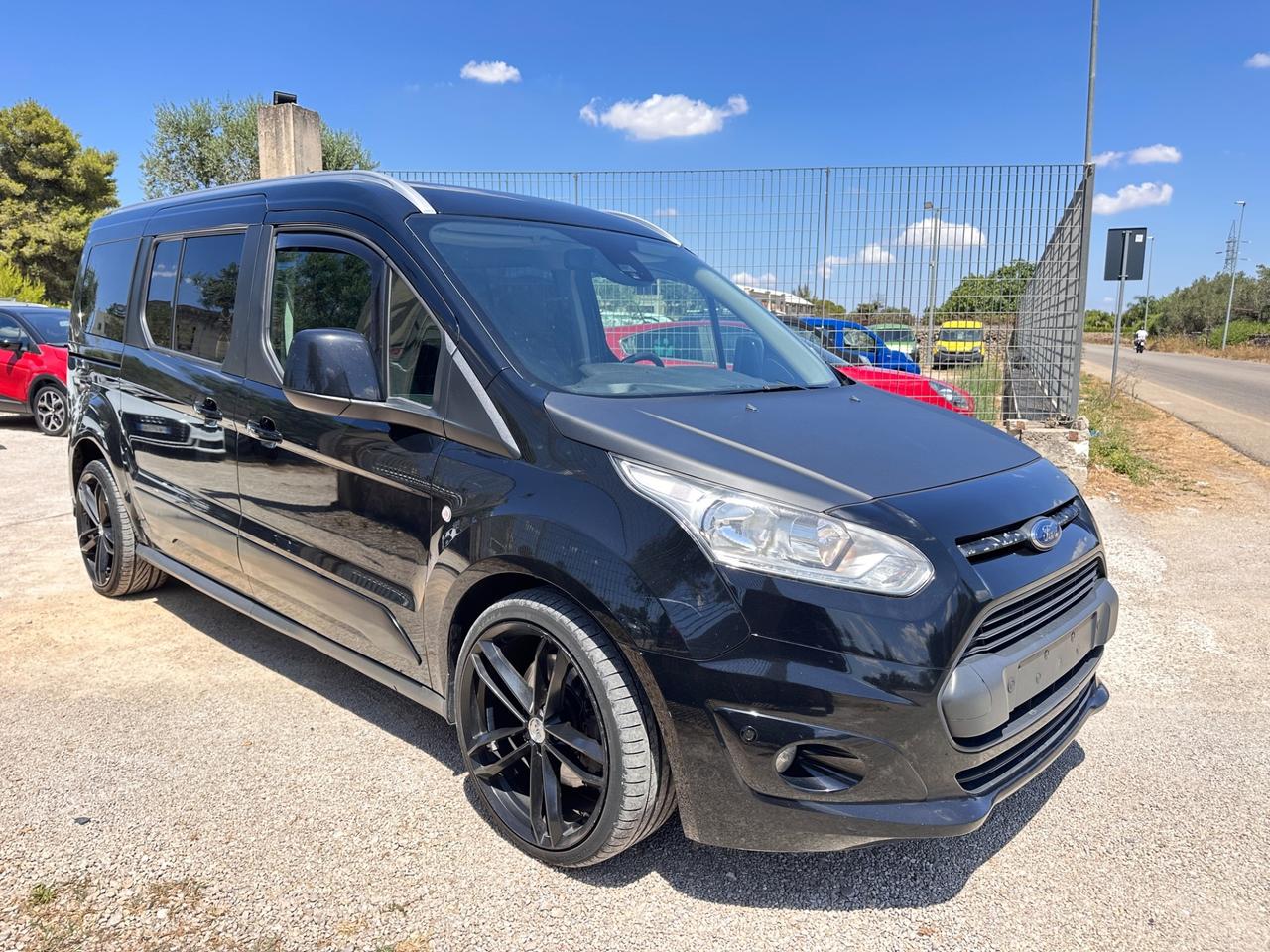 Ford Gran Tourneo Connect Titanium-2017 TETTO/NAVI/19"