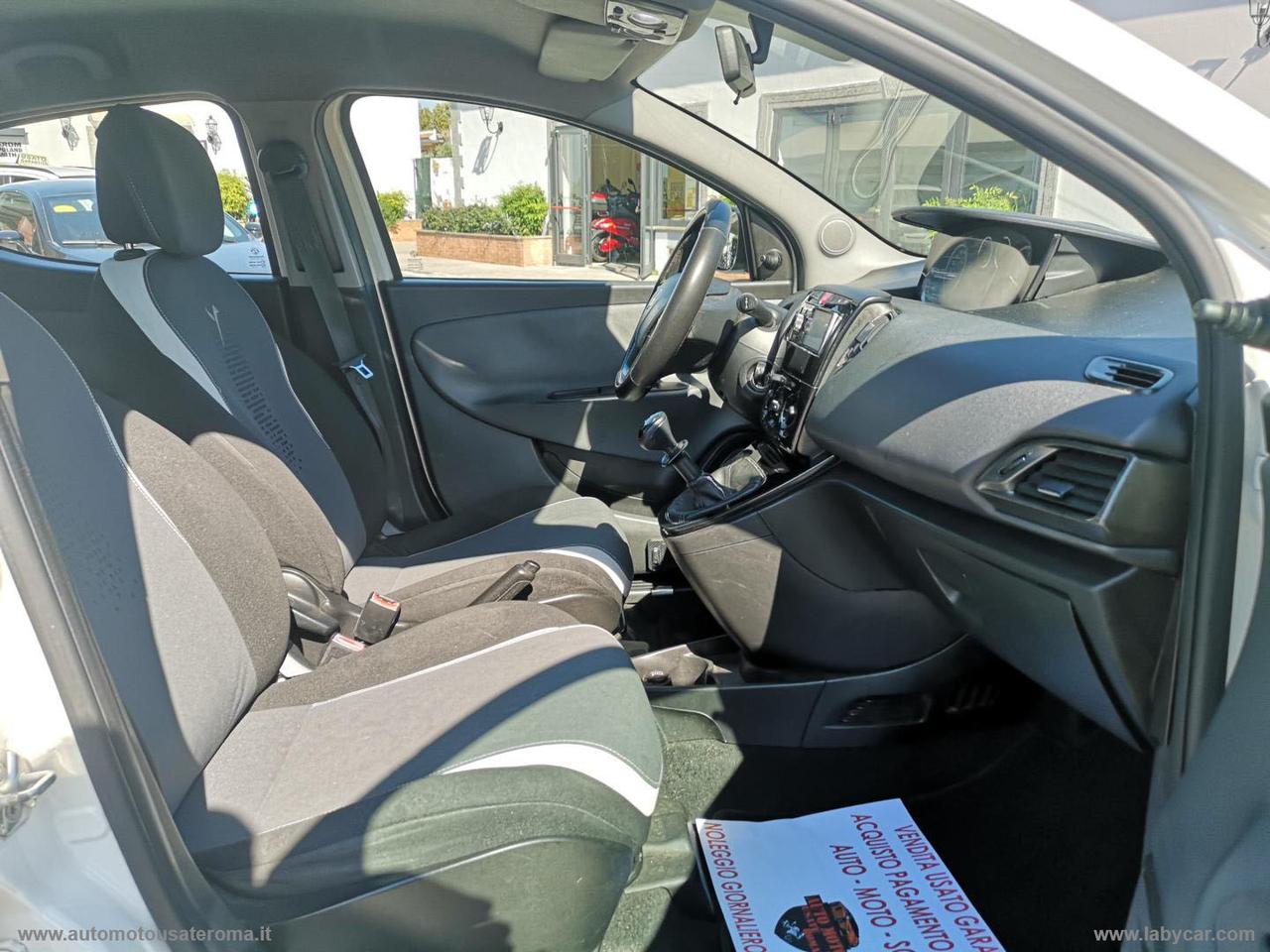 LANCIA Ypsilon 1.2 69 CV 5p. Elle RATE AUTO MOTO SCOOTER