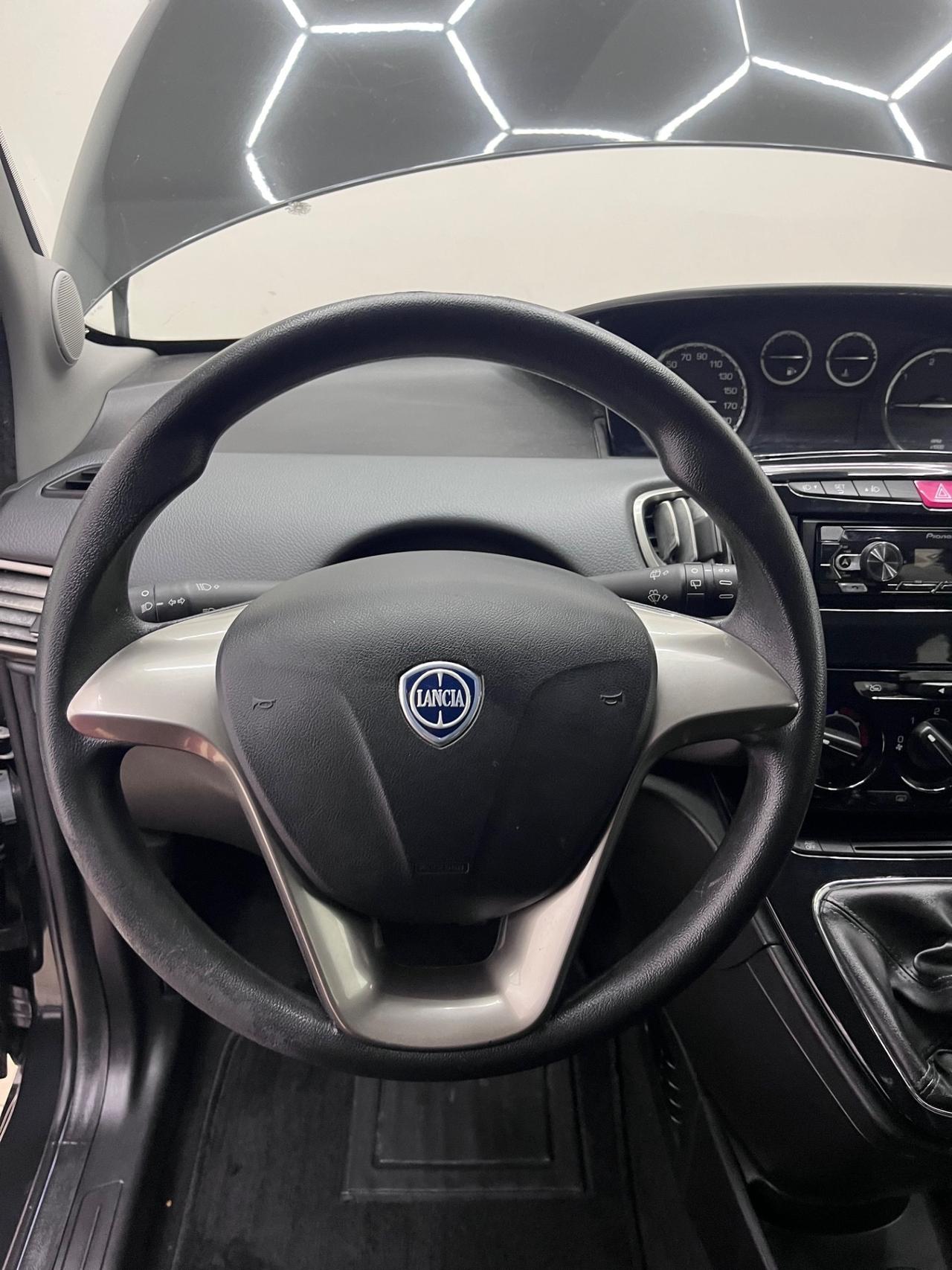 Lancia Ypsilon 1.3 MJT 16V 95 CV 5 porte S&S Gold