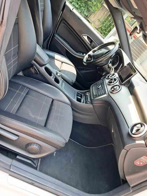 Mercedes-benz CLA 220 d Automatic Sport