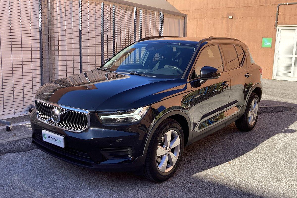 VOLVO XC40 T2 Momentum