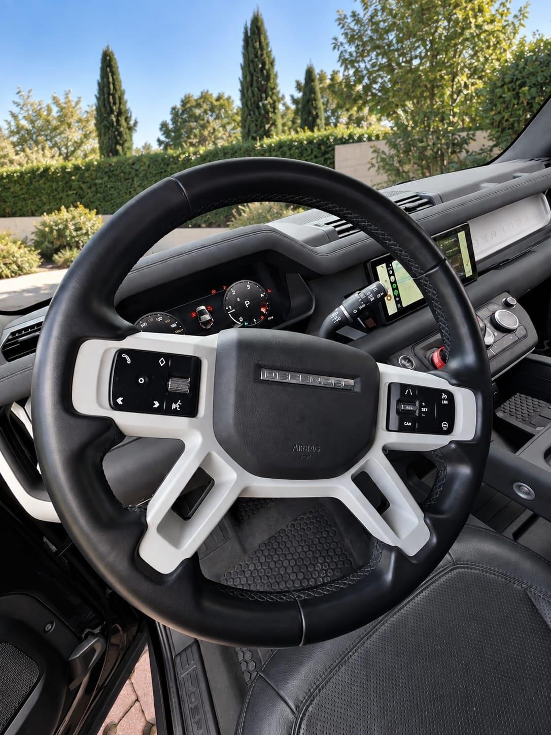 Land Rover Defender 90 3.0D I6 250 CV AWD Auto X-Dynamic SE