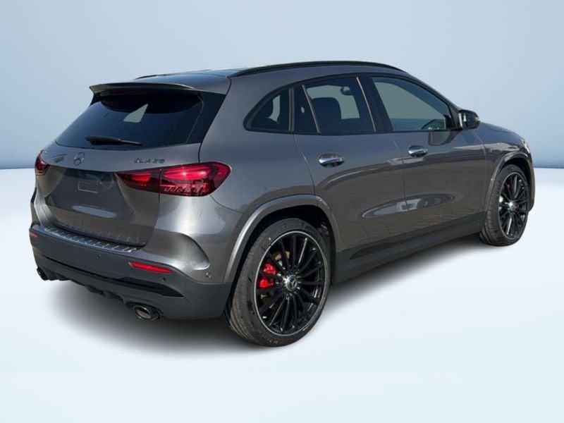 Mercedes-Benz GLA 35 AMG Premium Plus