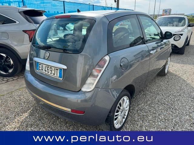 Lancia Ypsilon 1.2 Versus
