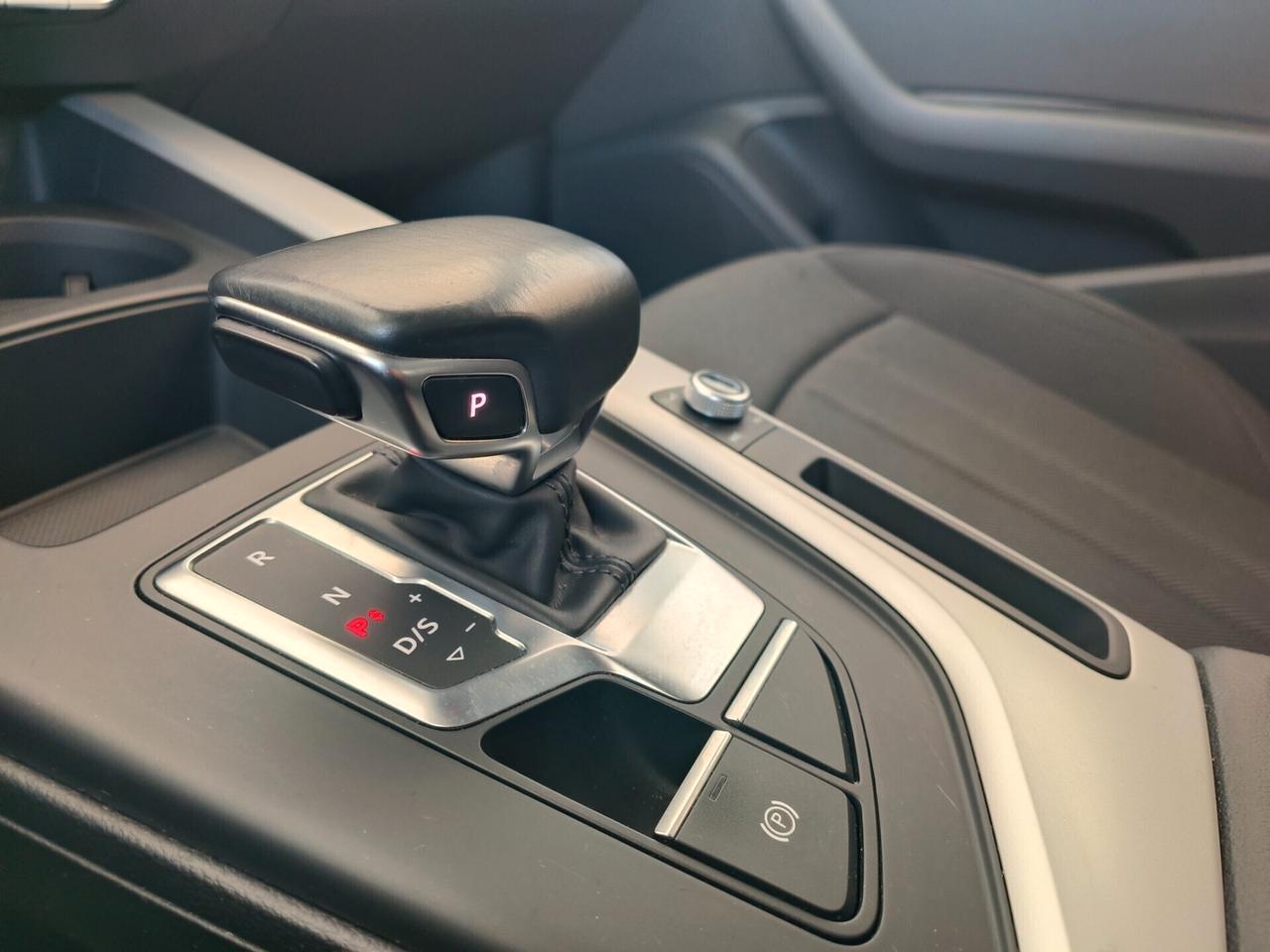 Audi A4 Avant 30 TDI/136 CV S tronic