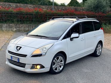 Peugeot 5008 2.0 HDi 150CV full optional