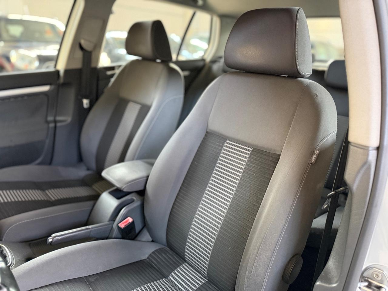 Volkswagen Golf 1.6 5p. Comfortline BiFuel GPL NEOPATENTATI