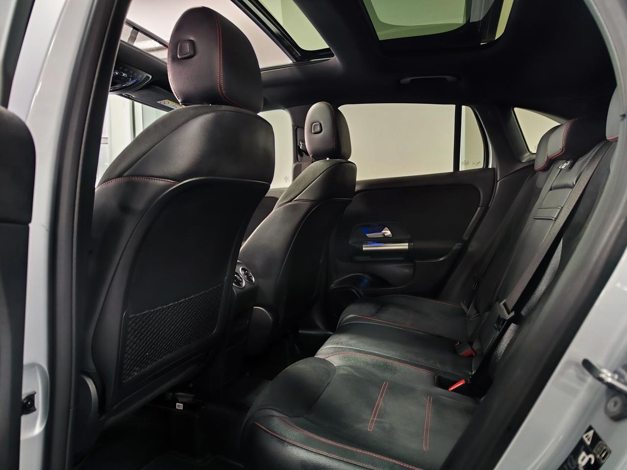 Mercedes-benz GLA 180 d 2,0 116cv Automatic Premium Tetto Led