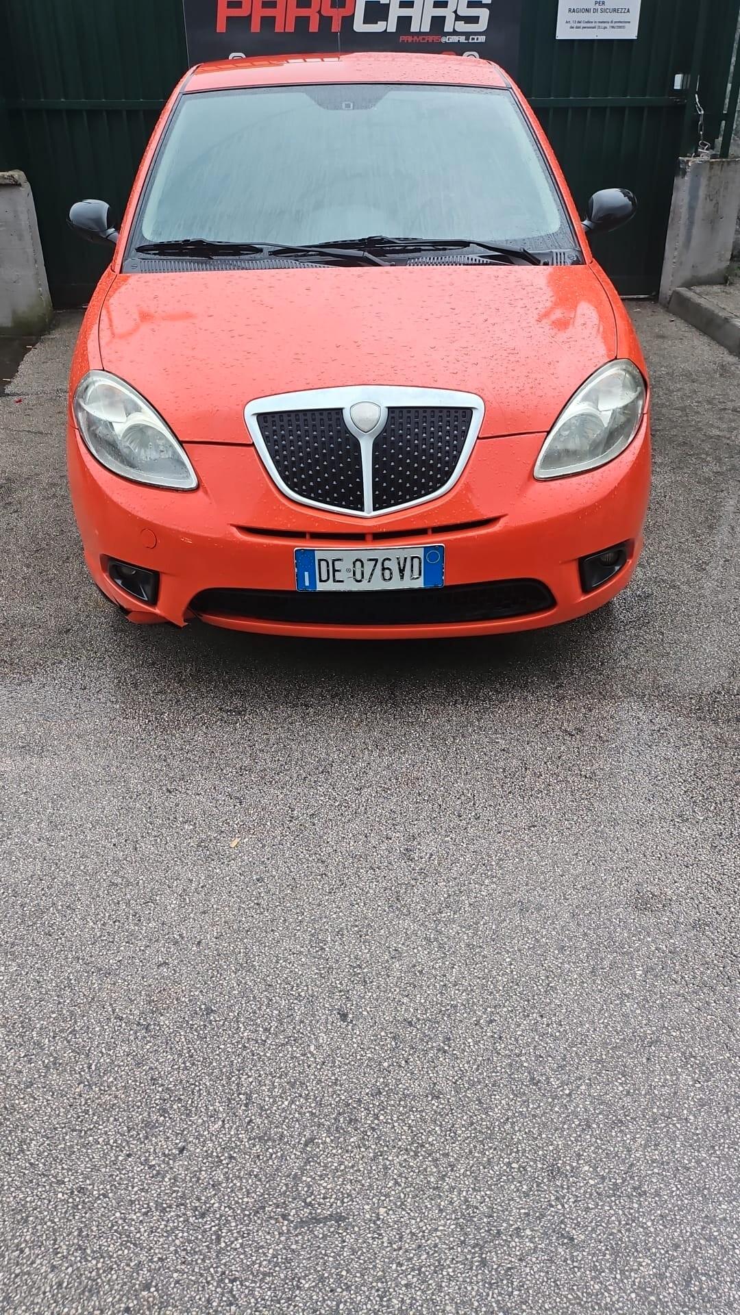 Lancia Ypsilon 1.2 Oro Giallo