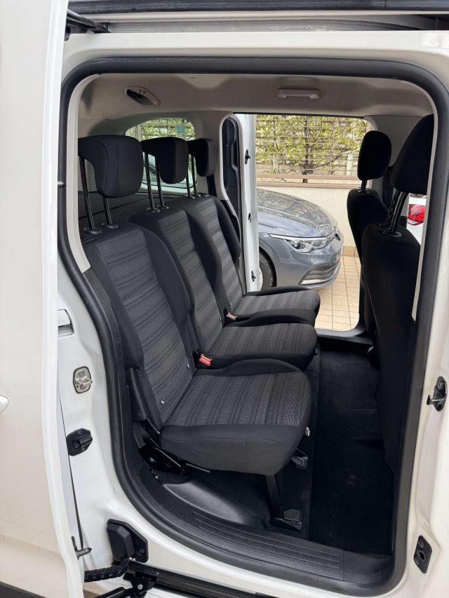 OPEL Combo Life 5 posti autovettura