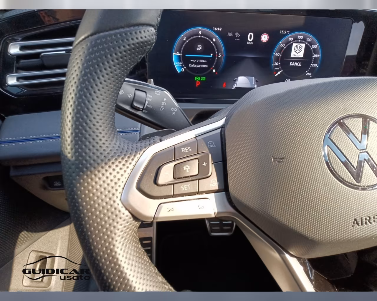 VOLKSWAGEN Tiguan III 2024 - Tiguan 2.0 tdi R-Line 4motion 193cv dsg
