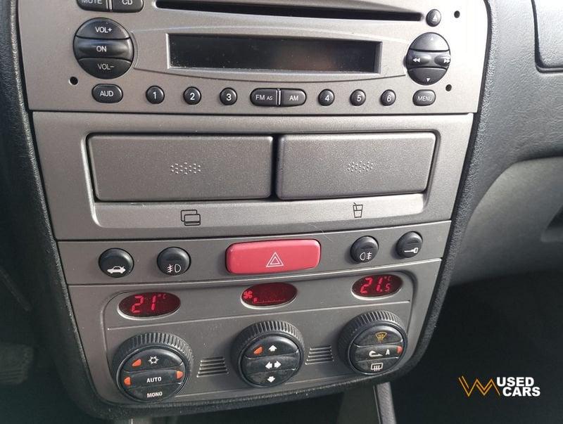 Alfa Romeo 147 147 5p 1.9 jtd Distinctive 120cv