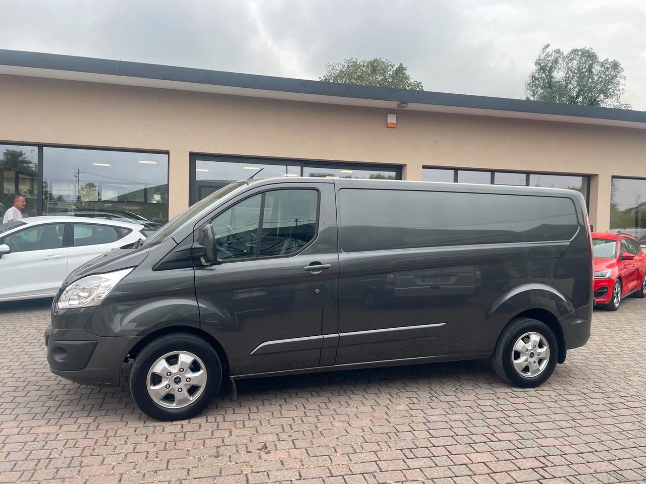 Ford Transit Custom 310 2.0 TDCi 130 PL Furgone Titanium