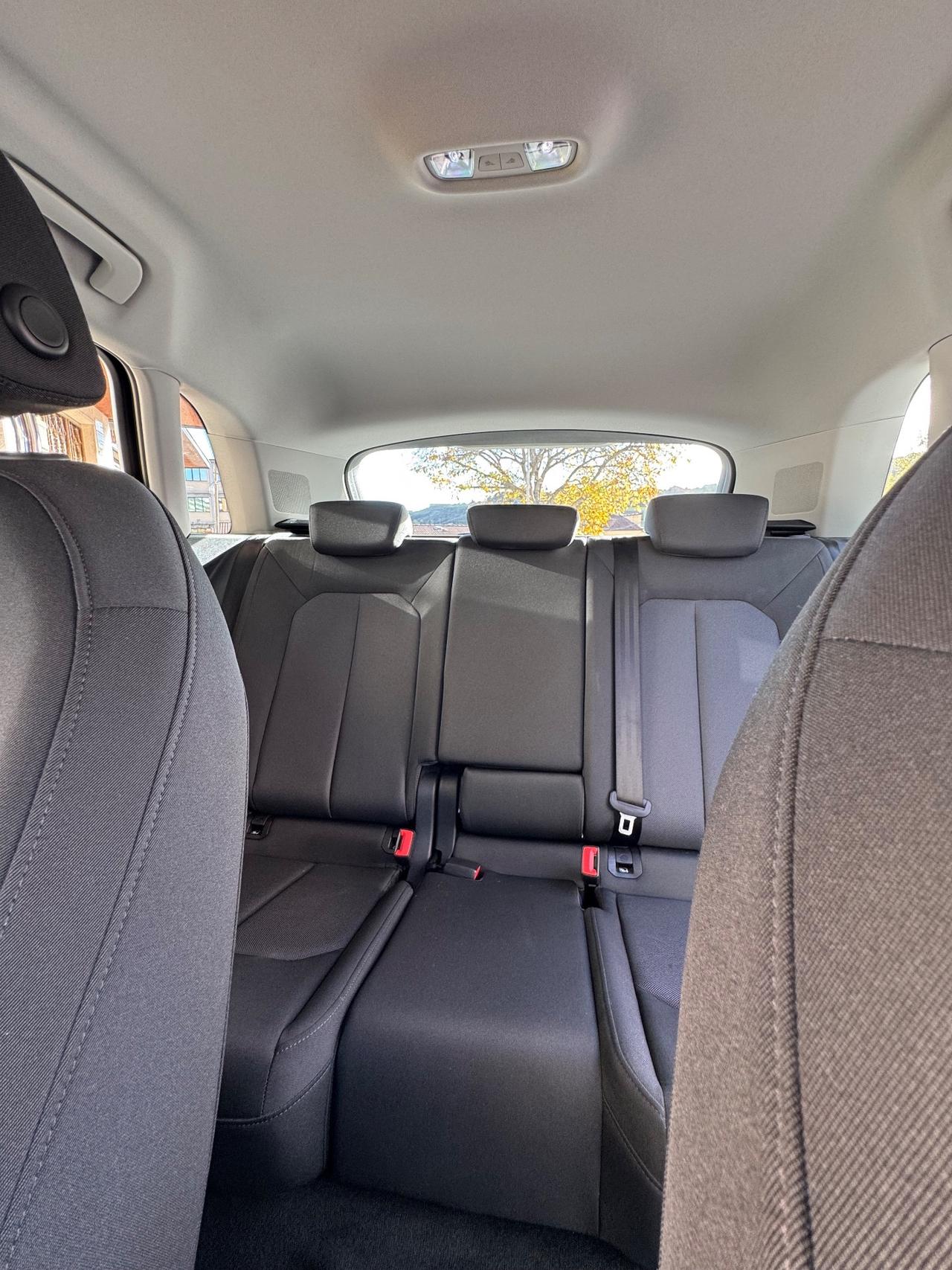 Audi Q3 35 TDI S tronic Business Advanced