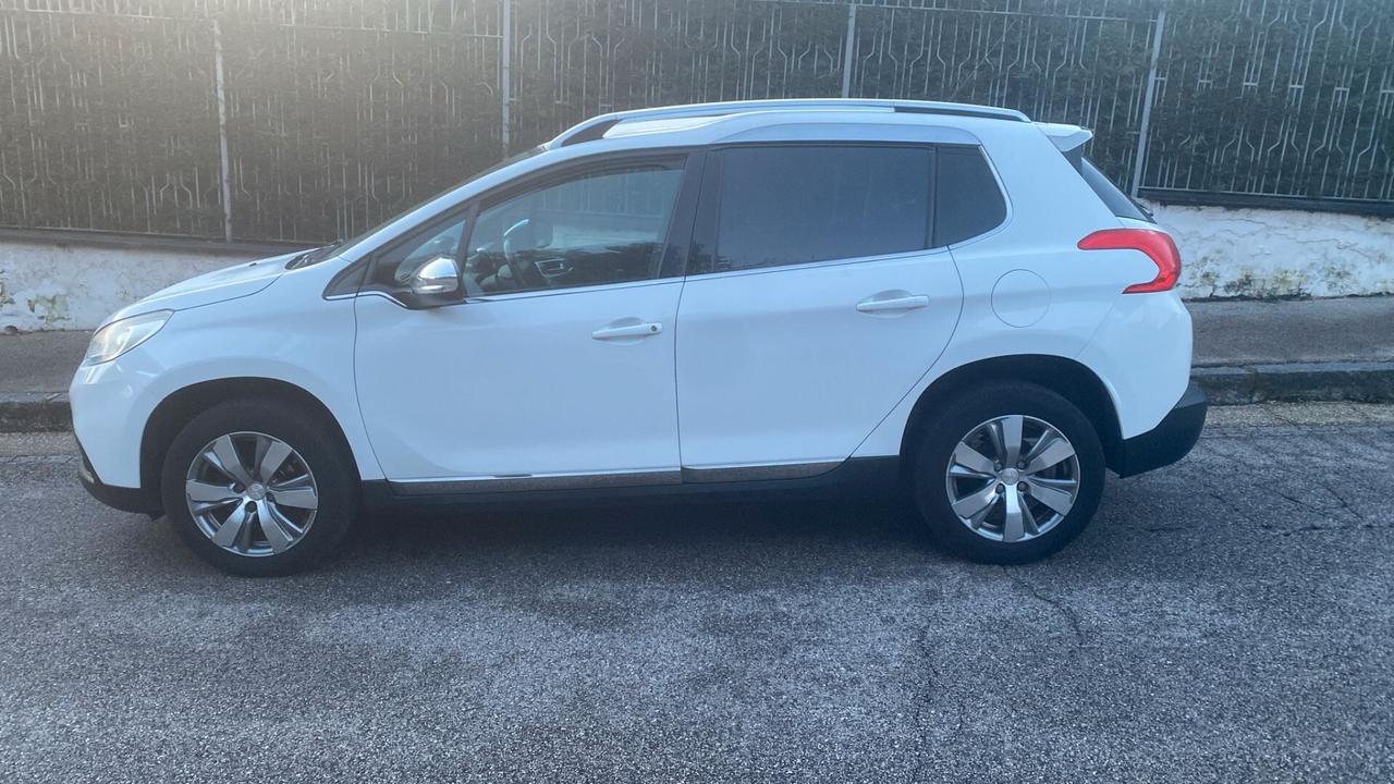Peugeot 2008 PureTech 82 Allure