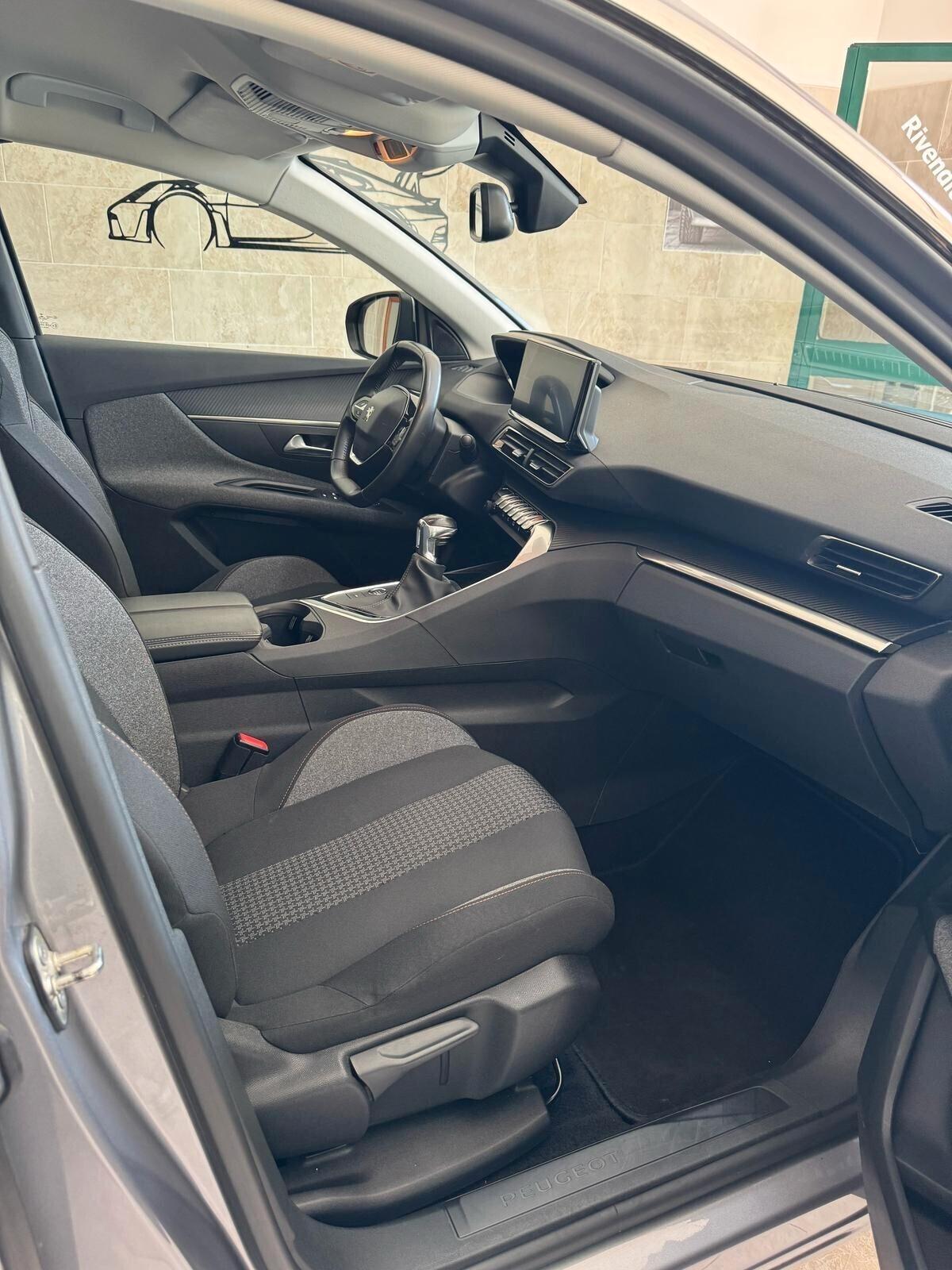 Peugeot 3008 BlueHDi 130 S&S Active